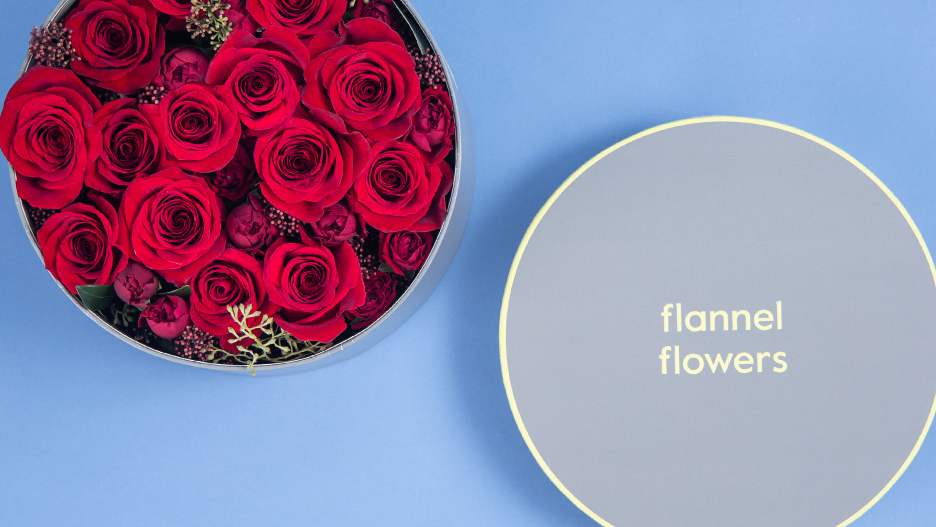 La Vie En Rouge red rose Valentine's Day flower box by flannel flowers