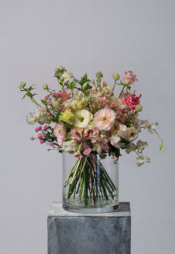  flower bouquet of wabara rose and ranunculus by flannel flowers